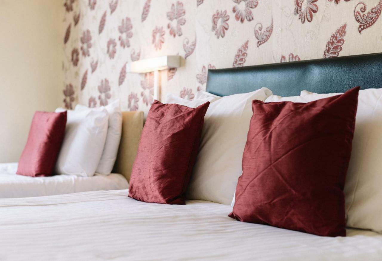 Four Oaks Hotel Лландидно Экстерьер фото