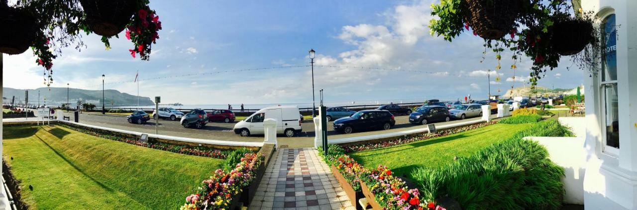 Four Oaks Hotel Лландидно Экстерьер фото