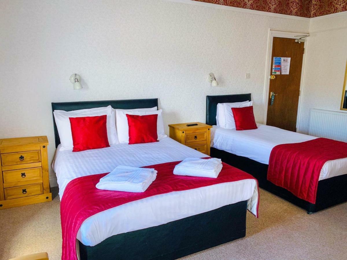 Four Oaks Hotel Лландидно Экстерьер фото