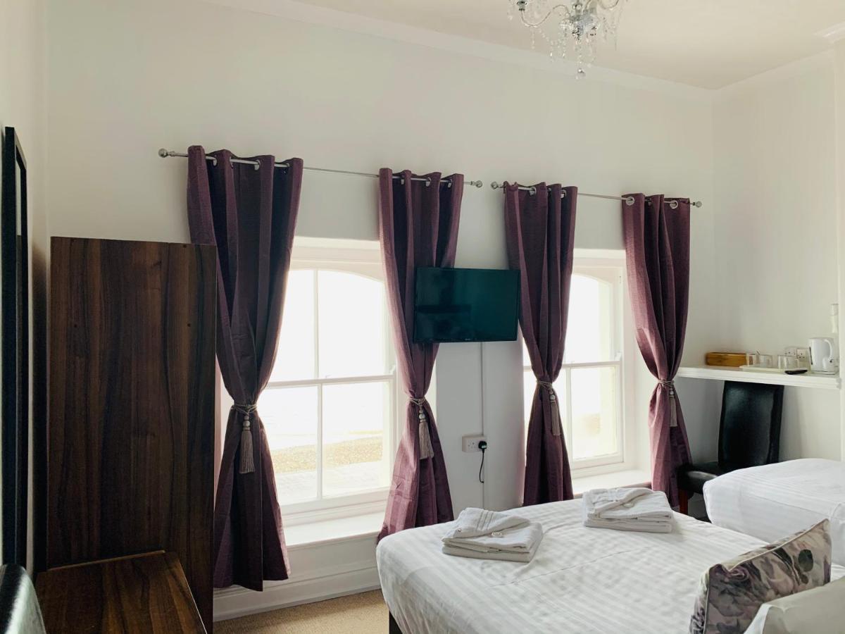 Four Oaks Hotel Лландидно Экстерьер фото